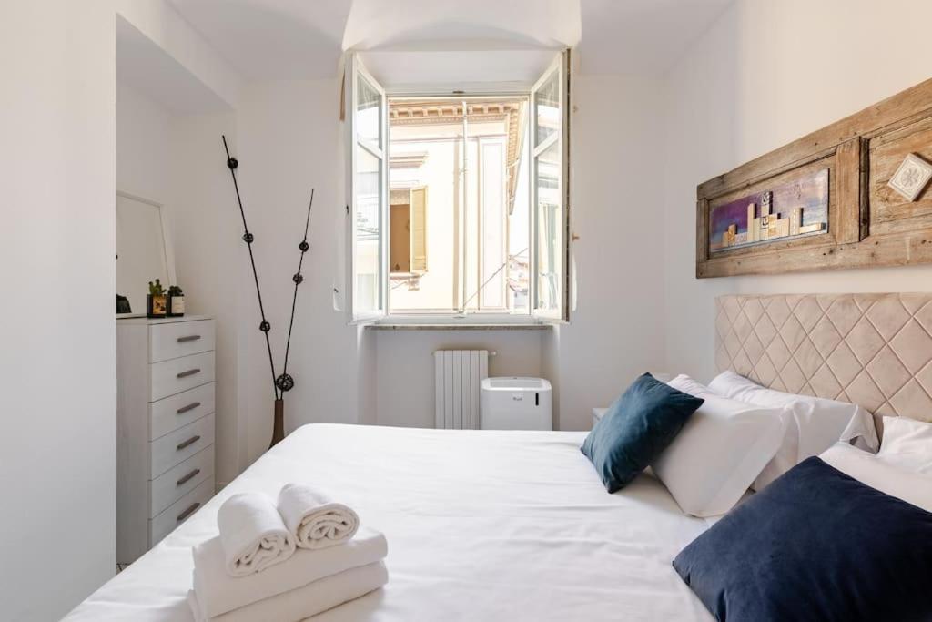Casa Regina 3, Nel Centro Di Alba! Apartment ภายนอก รูปภาพ