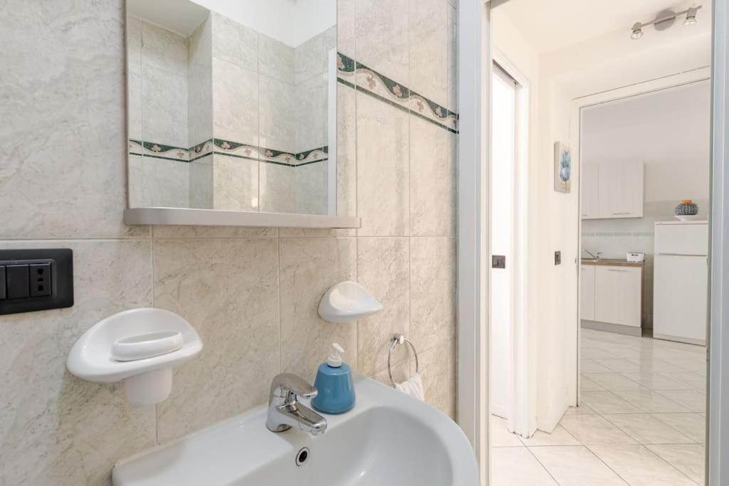 Casa Regina 3, Nel Centro Di Alba! Apartment ภายนอก รูปภาพ