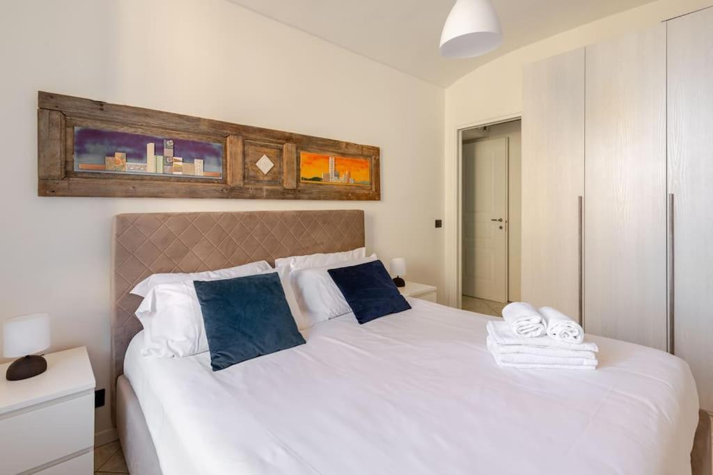 Casa Regina 3, Nel Centro Di Alba! Apartment ภายนอก รูปภาพ